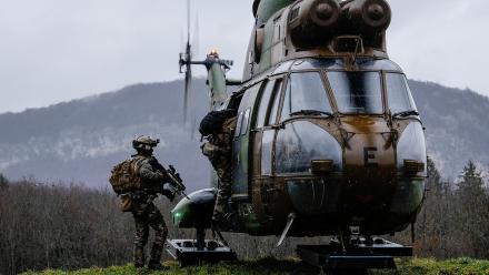 Défense nationale : pourquoi le matériel de l'armée se dégrade